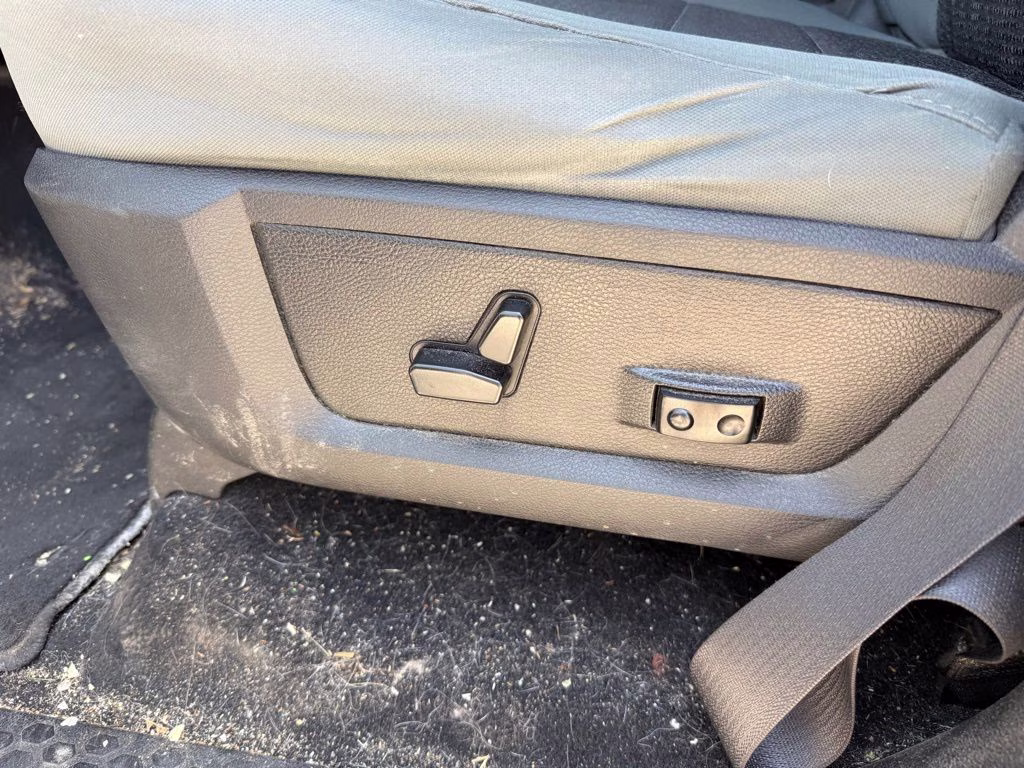 2019 Bright White Clearcoat Ram 1500 Classic Big Horn 4X4 Truck