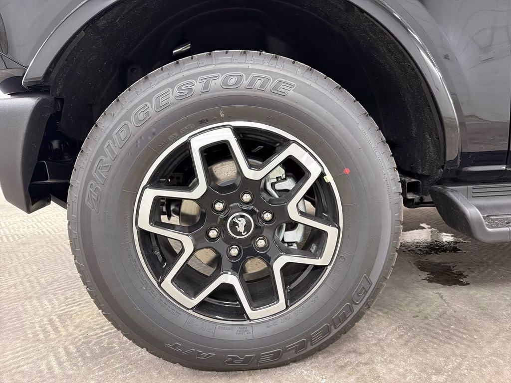2026 SHADOW BLACK Ford Bronco Outer Banks 4X4 SUV
