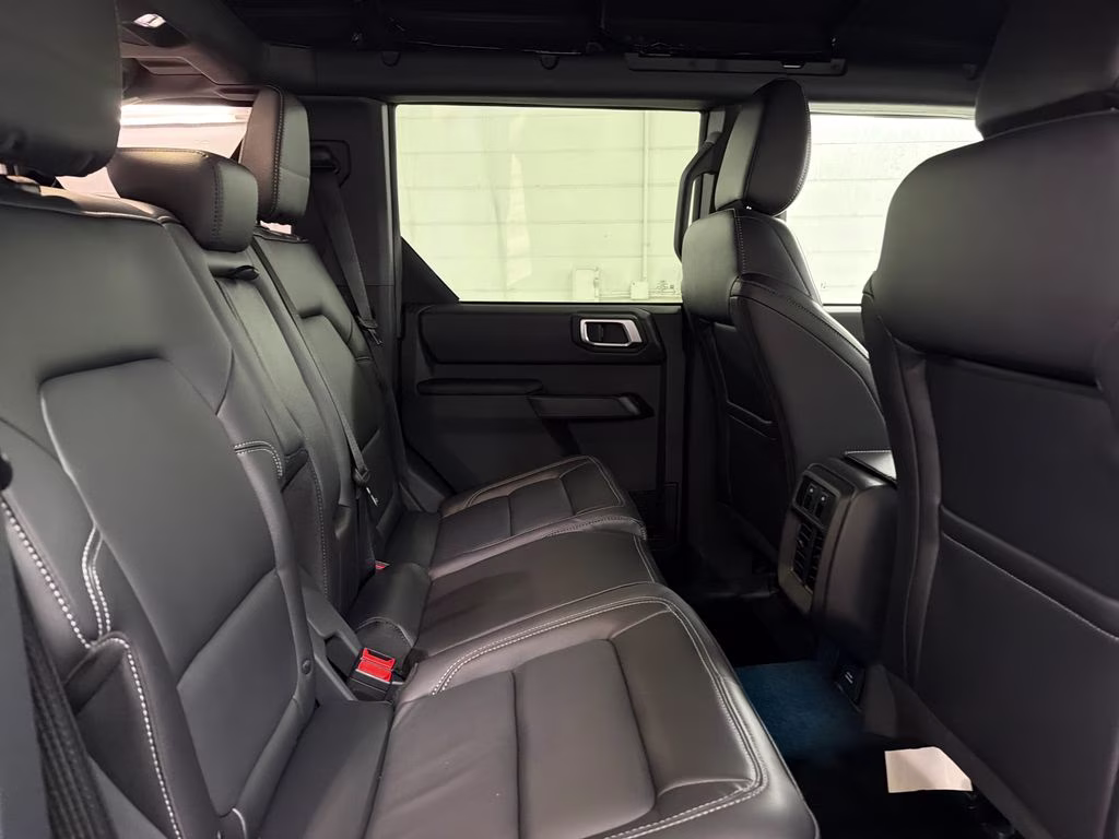 2026 SHADOW BLACK Ford Bronco Outer Banks 4X4 SUV