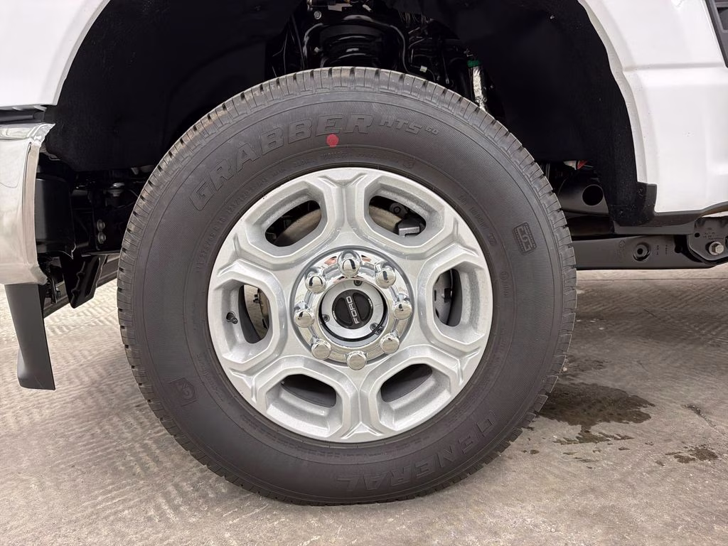 2026 OXFORD WHITE Ford Super Duty F-250 SRW XLT 4X4 Truck