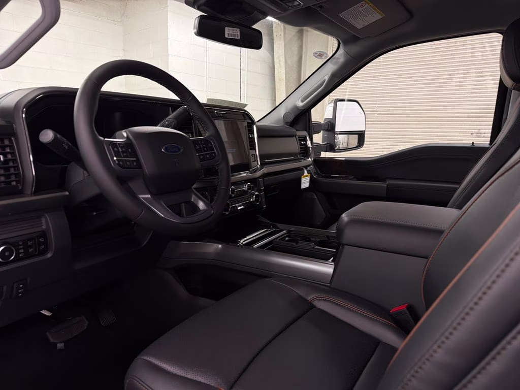 2026 AGATE BLACK Ford Super Duty F-250 SRW Lariat 4X4 Truck