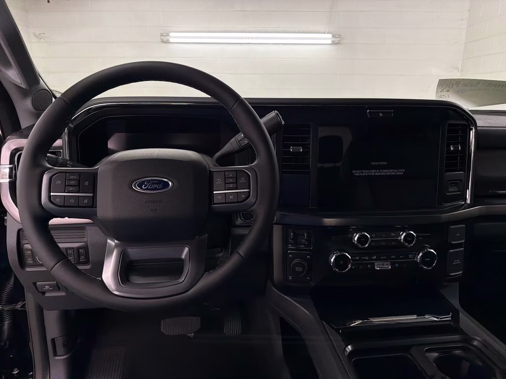 2026 AGATE BLACK Ford Super Duty F-250 SRW Lariat 4X4 Truck