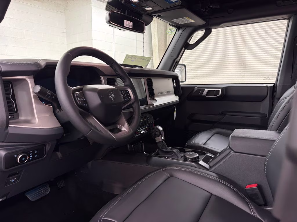 2026 SHADOW BLACK Ford Bronco Outer Banks 4X4 SUV