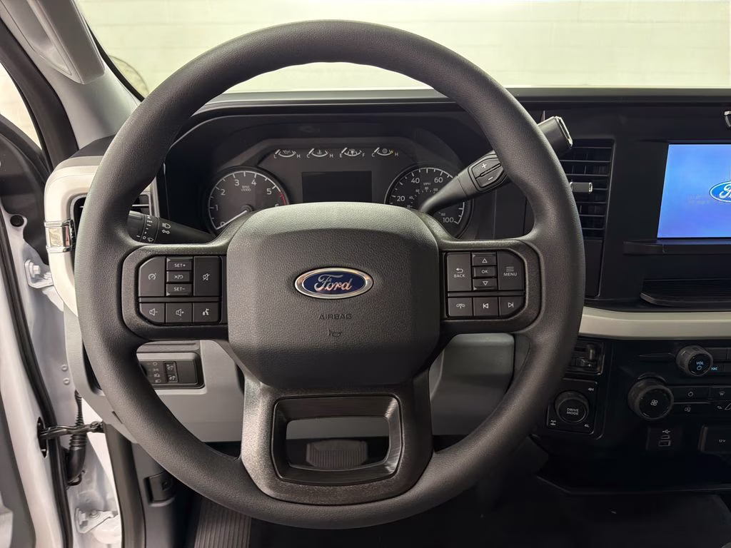 2026 OXFORD WHITE Ford Super Duty F-250 SRW XLT 4X4 Truck