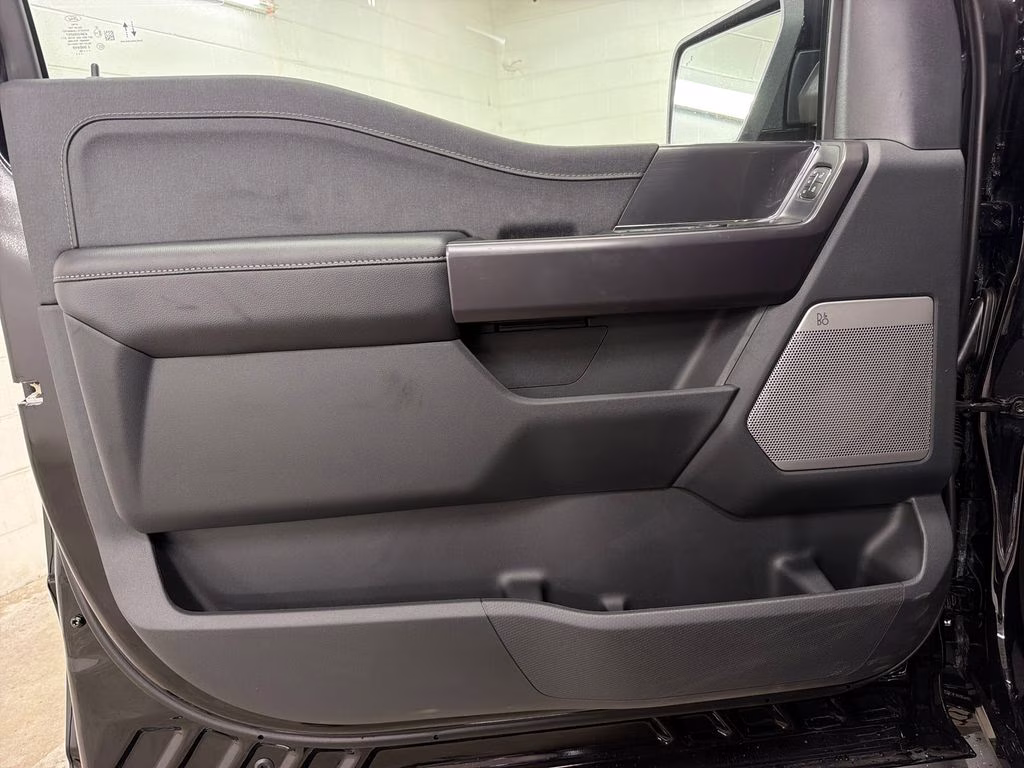 2026 AGATE BLACK Ford F-150 Lariat RWD Truck