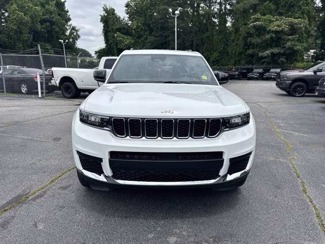 2026 Bright White Clearcoat Jeep Grand Cherokee L Laredo RWD SUV