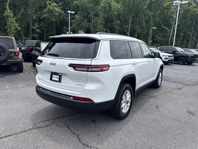 2026 Bright White Clearcoat Jeep Grand Cherokee L Laredo RWD SUV