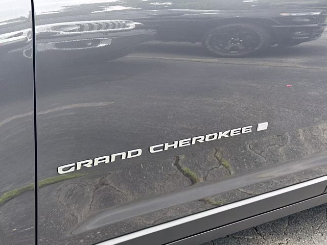 2026 Baltic Gray Metallic Clearcoat Jeep Grand Cherokee L Laredo X RWD SUV