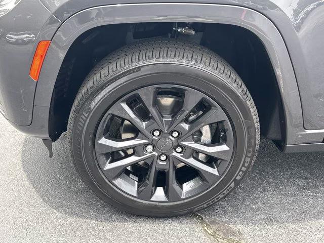 2026 Baltic Gray Metallic Clearcoat Jeep Grand Cherokee L Limited Reserve 4X4 SUV