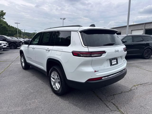 2026 Bright White Clearcoat Jeep Grand Cherokee L Laredo RWD SUV