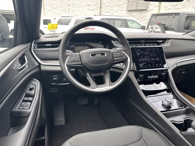 2026 Diamond Black Crystal Pearlcoat Jeep Grand Cherokee L Laredo X RWD SUV