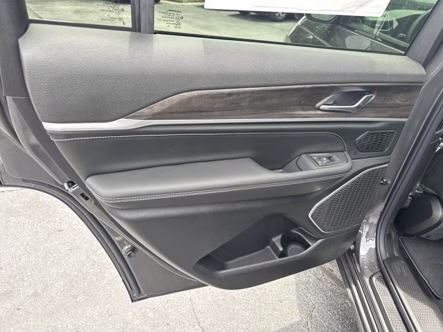 2026 Baltic Gray Metallic Clearcoat Jeep Grand Cherokee L Limited Reserve 4X4 SUV