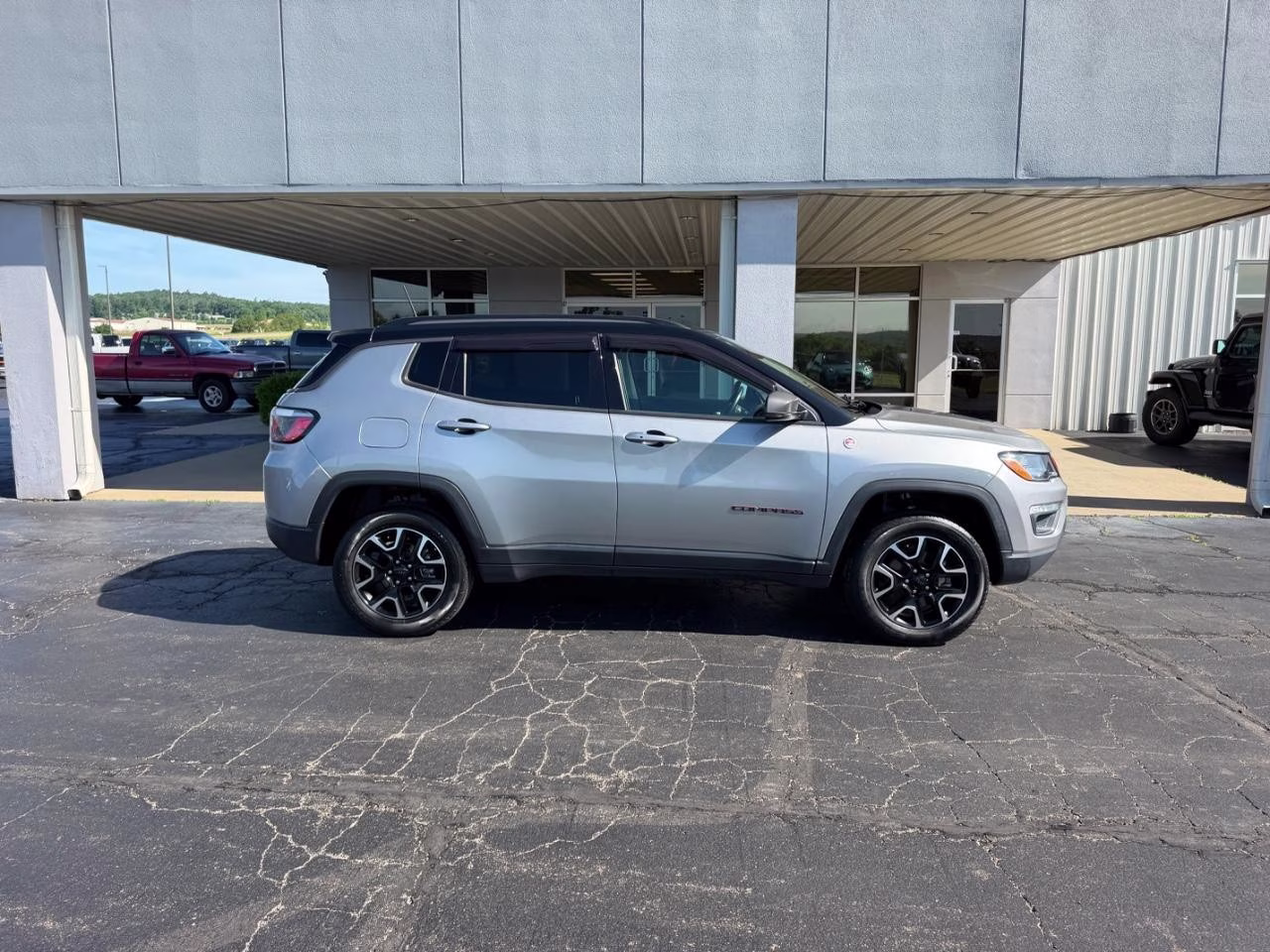 2020 Billet Silver Metallic Clearcoat Jeep Compass Trailhawk 4X4 SUV