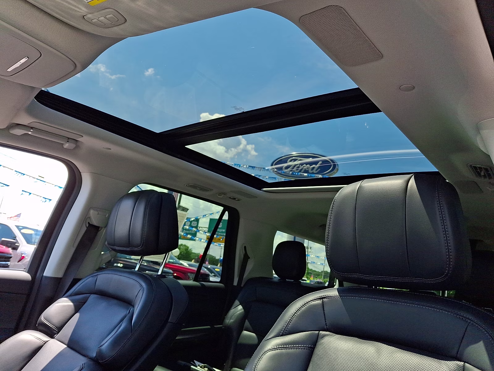 2025 Gray Mist Metallic Tri-Coat - R7 Lincoln Navigator Reserve L 4X4