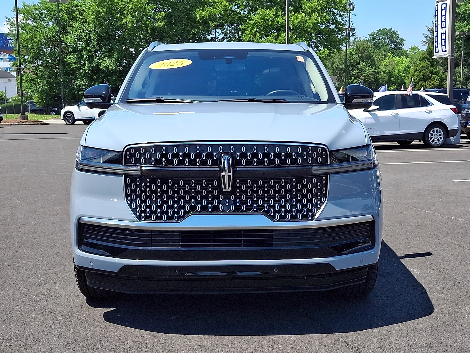 2025 Gray Mist Metallic Tri-Coat - R7 Lincoln Navigator Reserve L 4X4