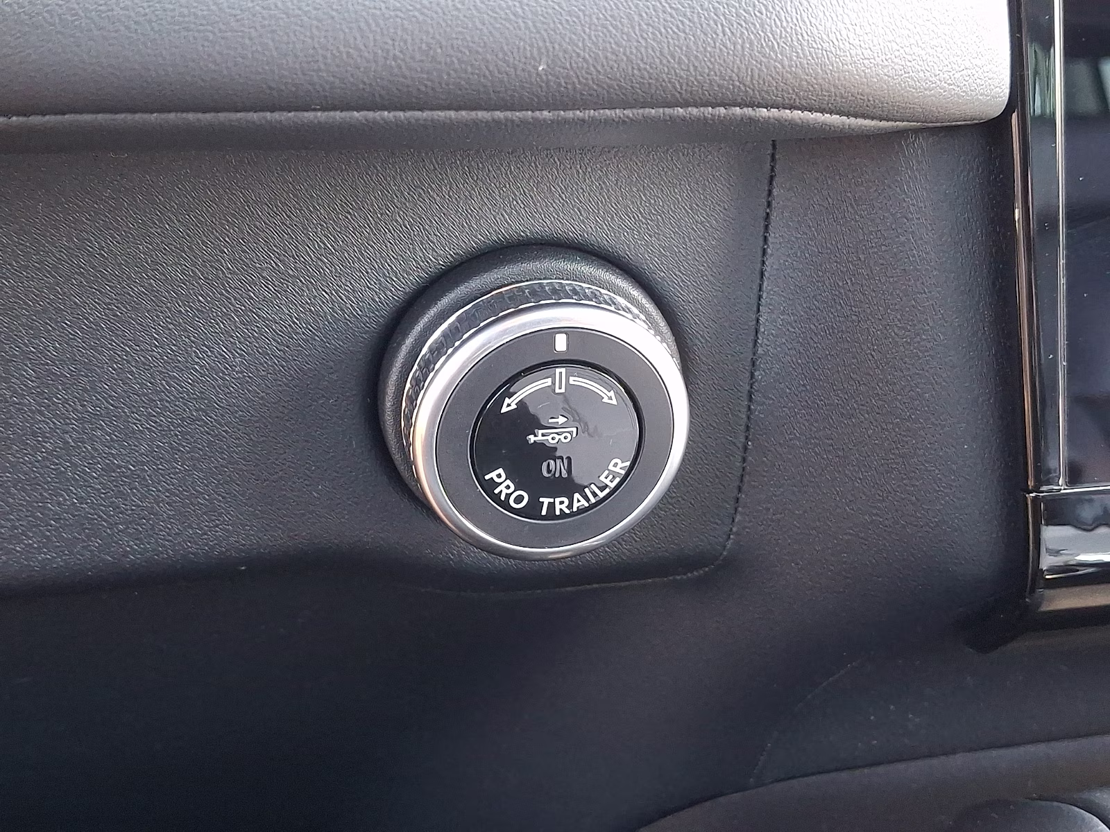 2025 Gray Mist Metallic Tri-Coat - R7 Lincoln Navigator Reserve L 4X4