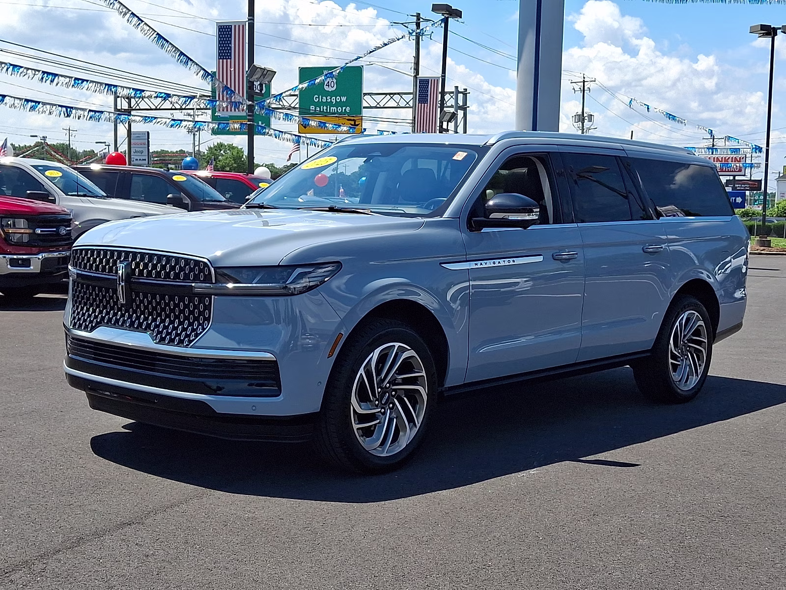 2025 Gray Mist Metallic Tri-Coat - R7 Lincoln Navigator Reserve L 4X4