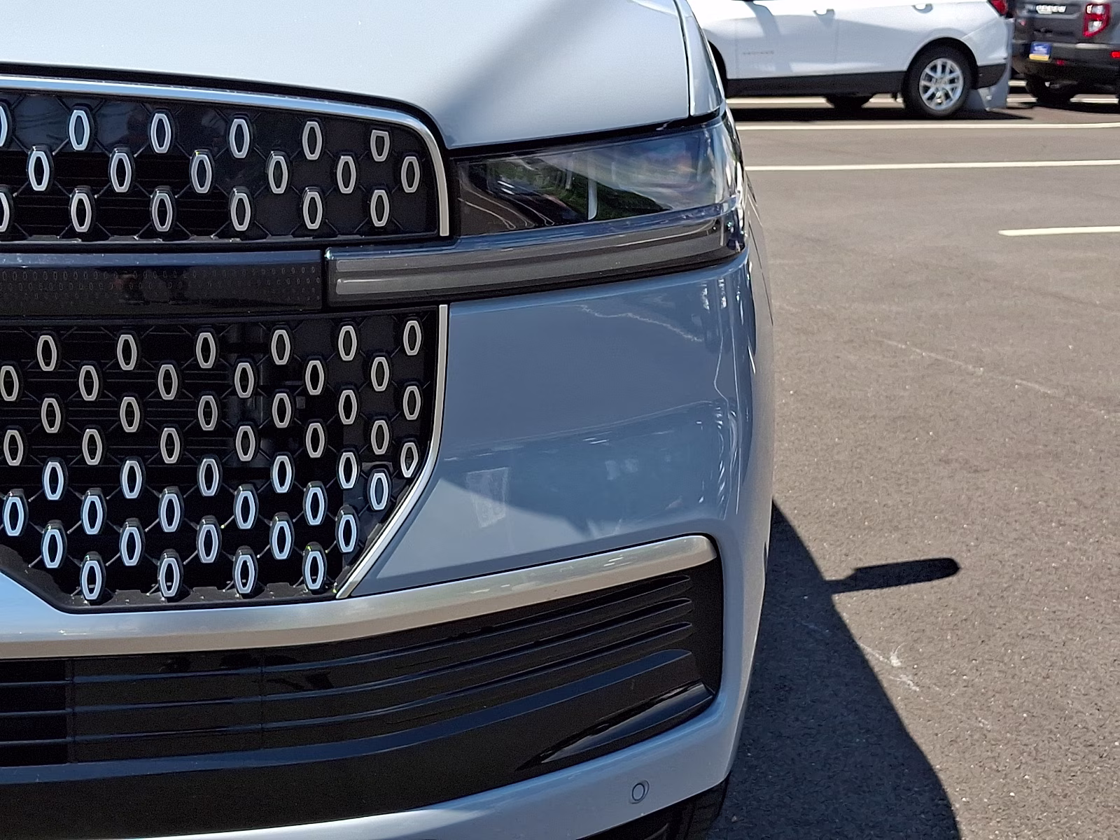 2025 Gray Mist Metallic Tri-Coat - R7 Lincoln Navigator Reserve L 4X4