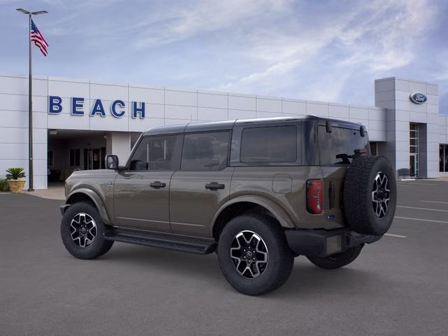 2026 Gray Ford Bronco Outer Banks 4X4 SUV