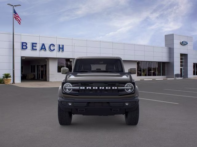 2026 Gray Ford Bronco Outer Banks 4X4 SUV