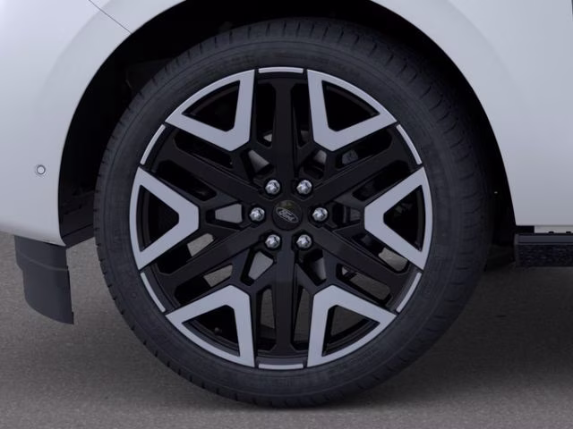 2026 White Ford Expedition Max Platinum 4X4 SUV