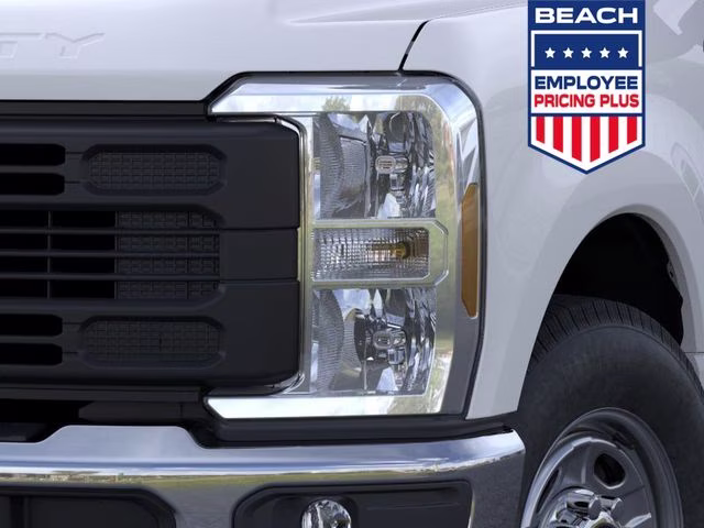2026 Oxford White Ford Super Duty F-250 SRW XL RWD Truck