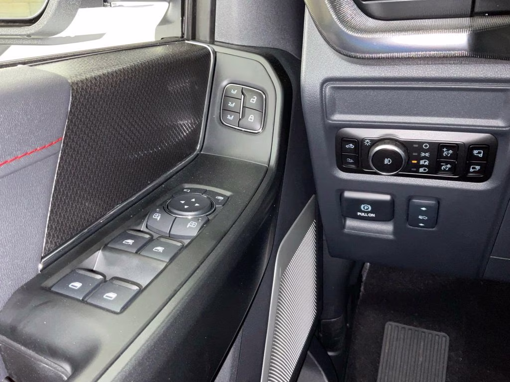 2026 Oxford White Ford F-150 Raptor 4X4 Truck