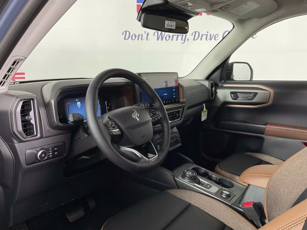 2026 Azure Gray Metallic Ford Bronco Sport Outer Banks 4X4 SUV