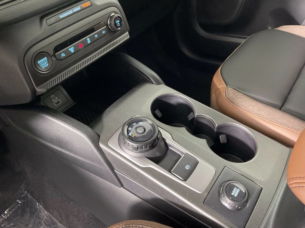 2026 Azure Gray Metallic Ford Bronco Sport Outer Banks 4X4 SUV