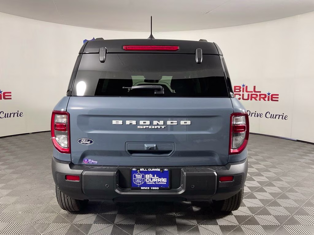 2026 Azure Gray Metallic Ford Bronco Sport Outer Banks 4X4 SUV