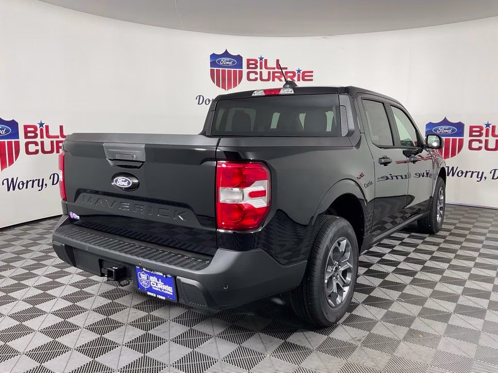 2026 Shadow Black Ford Maverick XLT FWD Truck