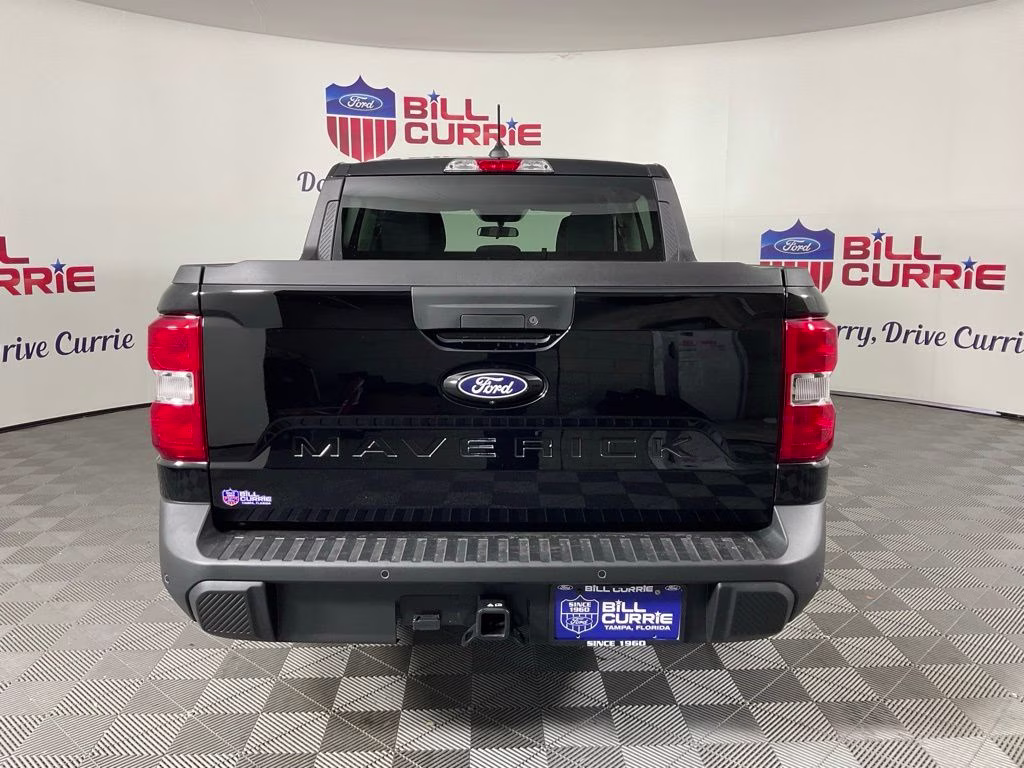 2026 Shadow Black Ford Maverick XLT FWD Truck