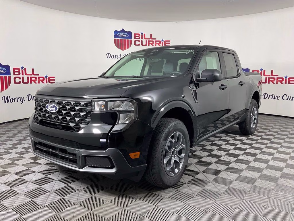 2026 Shadow Black Ford Maverick XLT FWD Truck