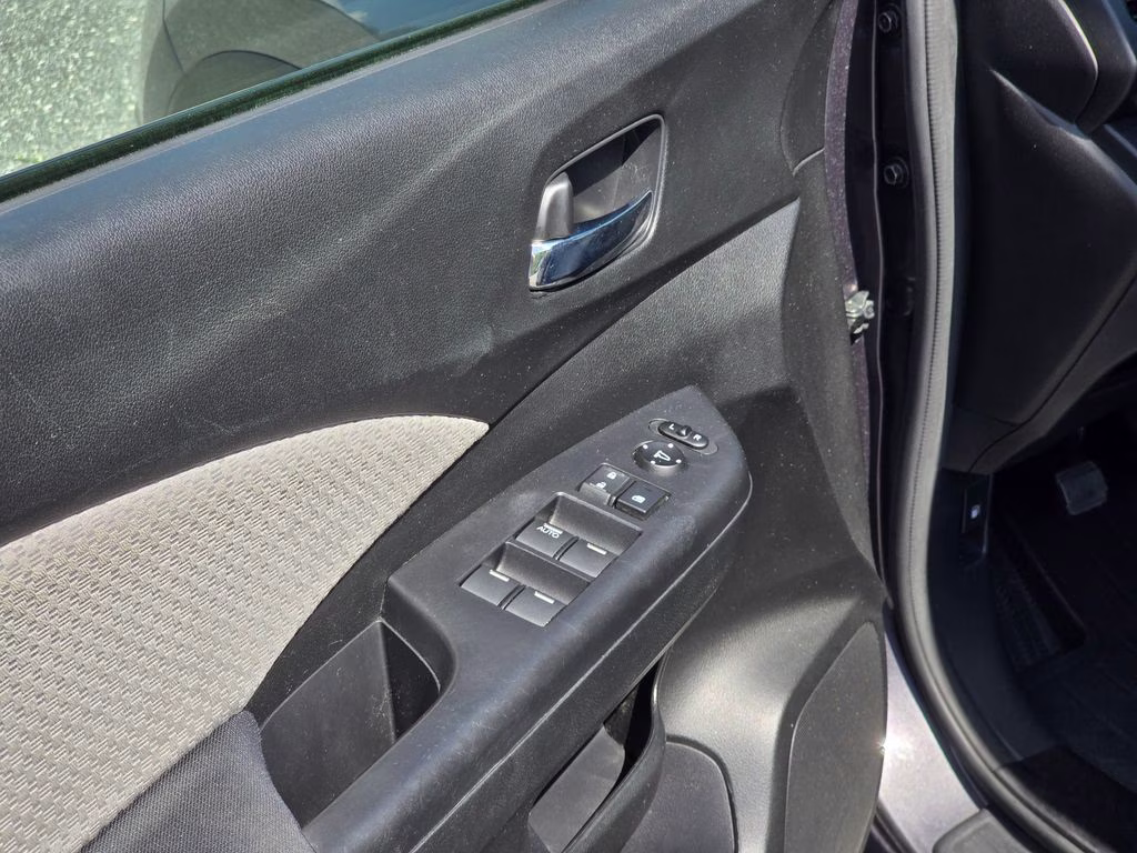 2016 Alabaster Silver Metallic Honda CR-V EX FWD SUV