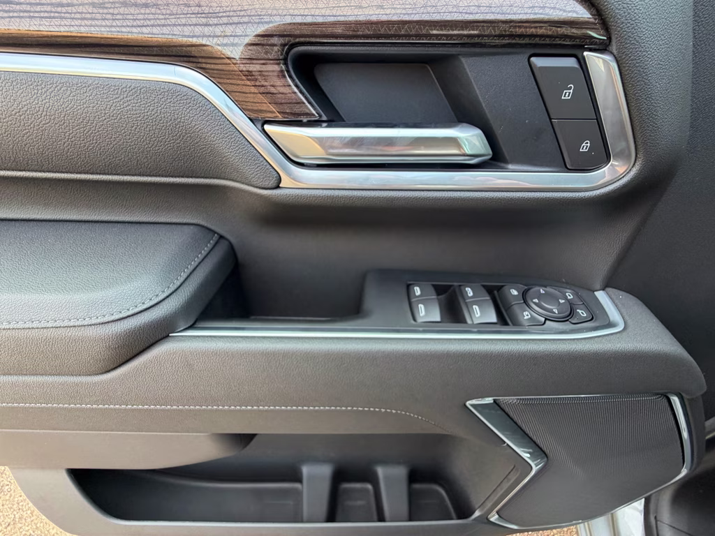 2026 Sterling Gray Metallic Chevrolet Silverado LT 4X4 Truck