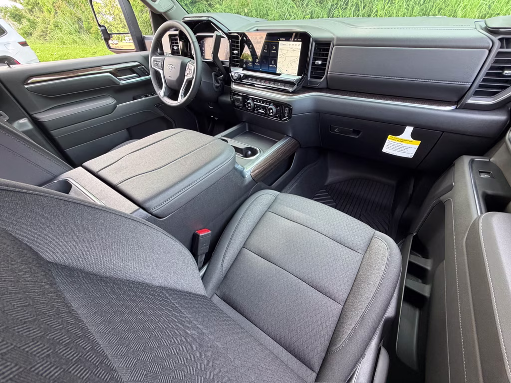 2026 Sterling Gray Metallic Chevrolet Silverado LT 4X4 Truck