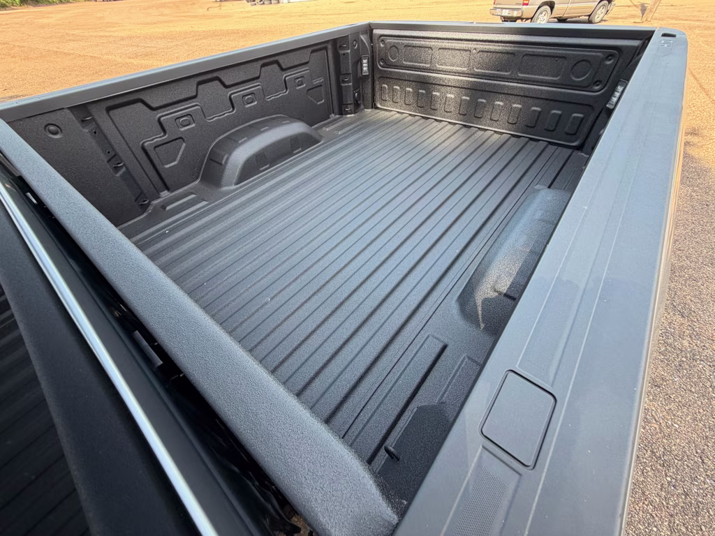 2026 Sterling Gray Metallic Chevrolet Silverado LT 4X4 Truck