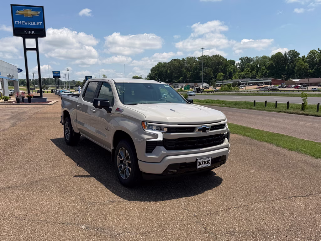 2026 White Sands Chevrolet Silverado RST 4X4 Truck