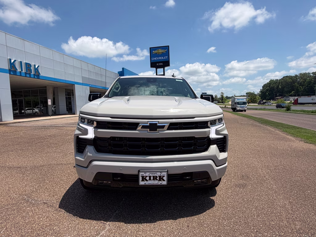 2026 White Sands Chevrolet Silverado RST 4X4 Truck