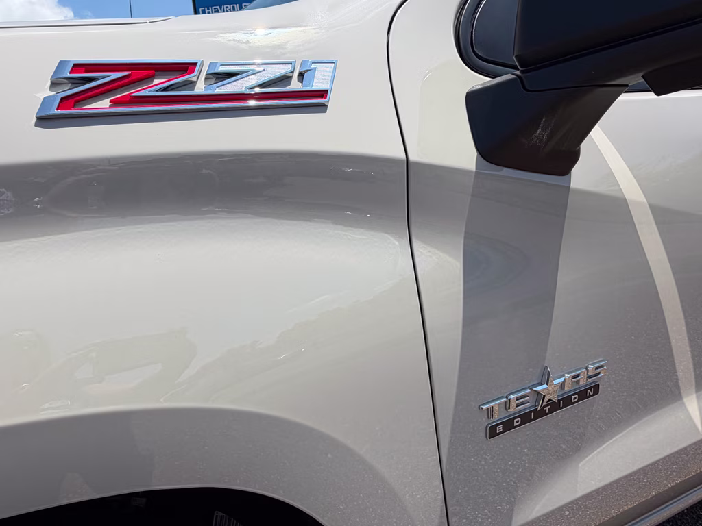 2026 White Sands Chevrolet Silverado RST 4X4 Truck