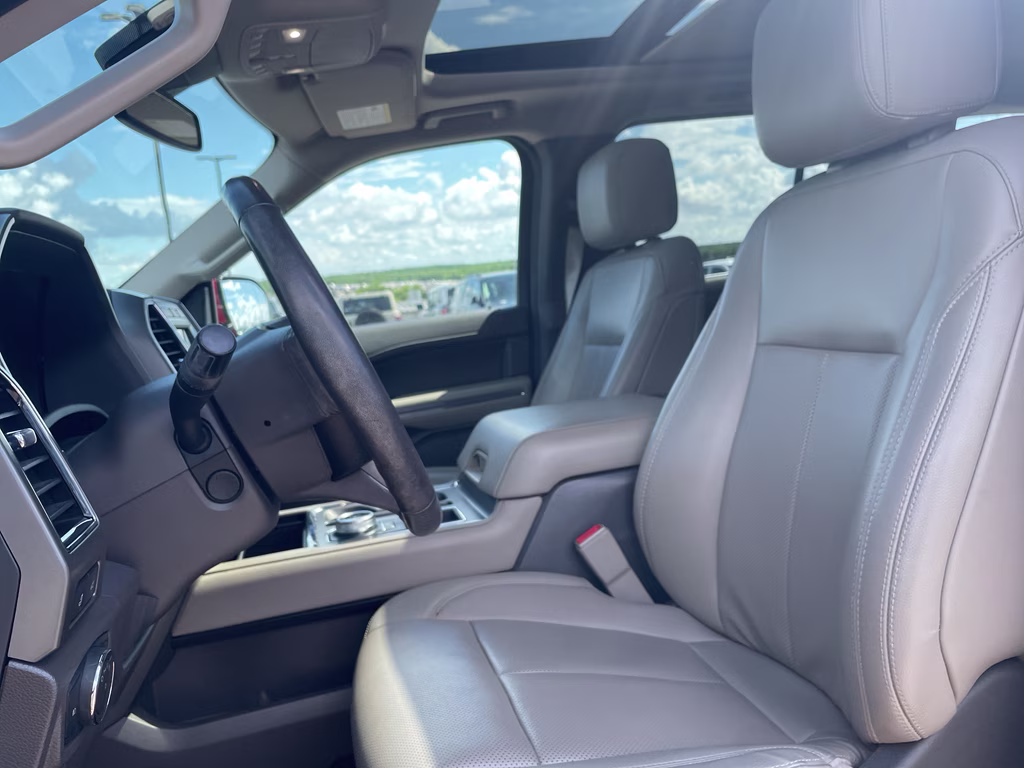 2021 Rapid Red Met Tinted Cc Ford Expedition Max XLT RWD SUV