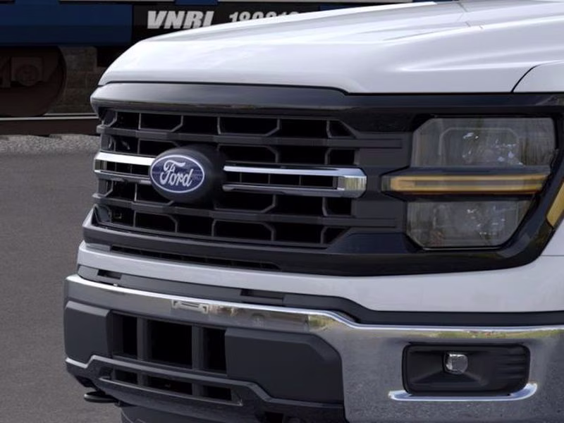2026 Oxford White Ford F-150 XLT 4X4 Truck
