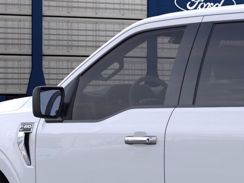 2026 Oxford White Ford F-150 XLT 4X4 Truck