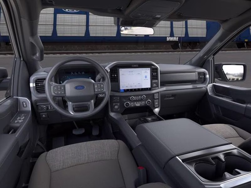 2026 Oxford White Ford F-150 XLT 4X4 Truck