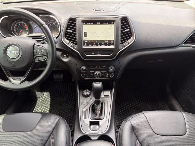 2019 Pearl White Pearlcoat Jeep Cherokee Trailhawk 4X4 SUV