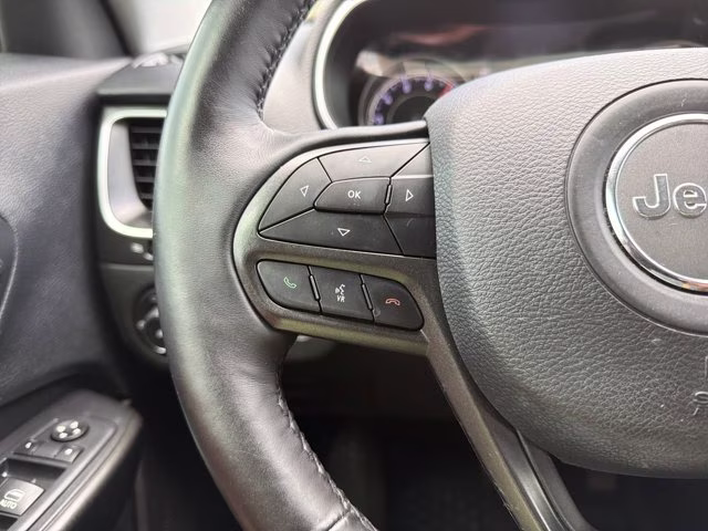 2019 Pearl White Pearlcoat Jeep Cherokee Trailhawk 4X4 SUV