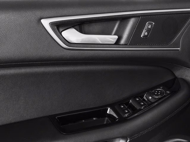 2018 Ingot Silver Ford Edge Titanium FWD SUV