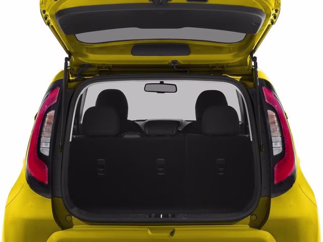 2016 Bright Silver Kia Soul Base FWD Hatchback
