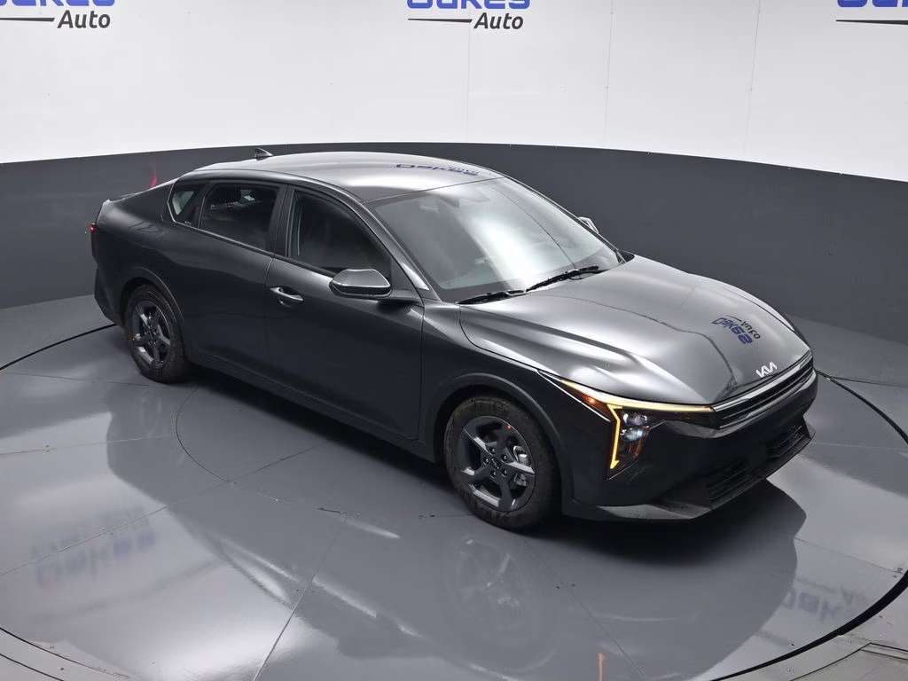 2026 Interstellar Gray Kia K4 LXS FWD Sedan