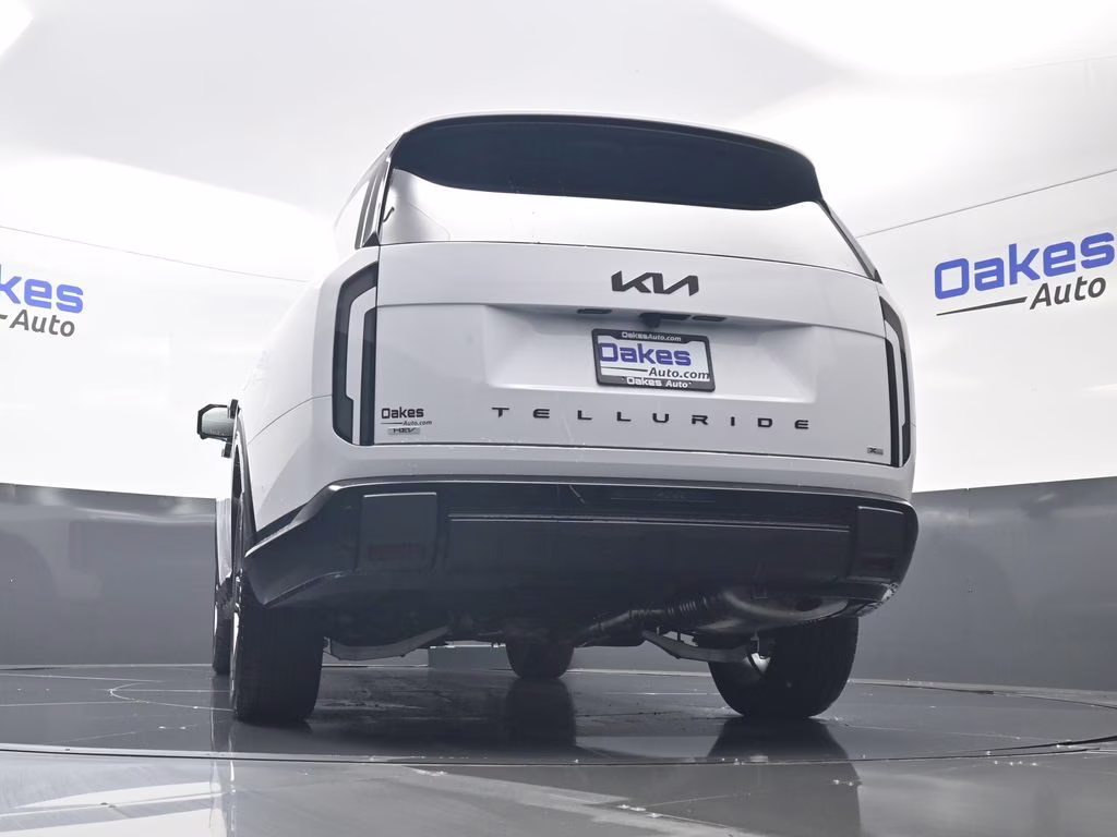 2027 Glacial White Pearl Kia Telluride Hybrid X-Line SX AWD SUV